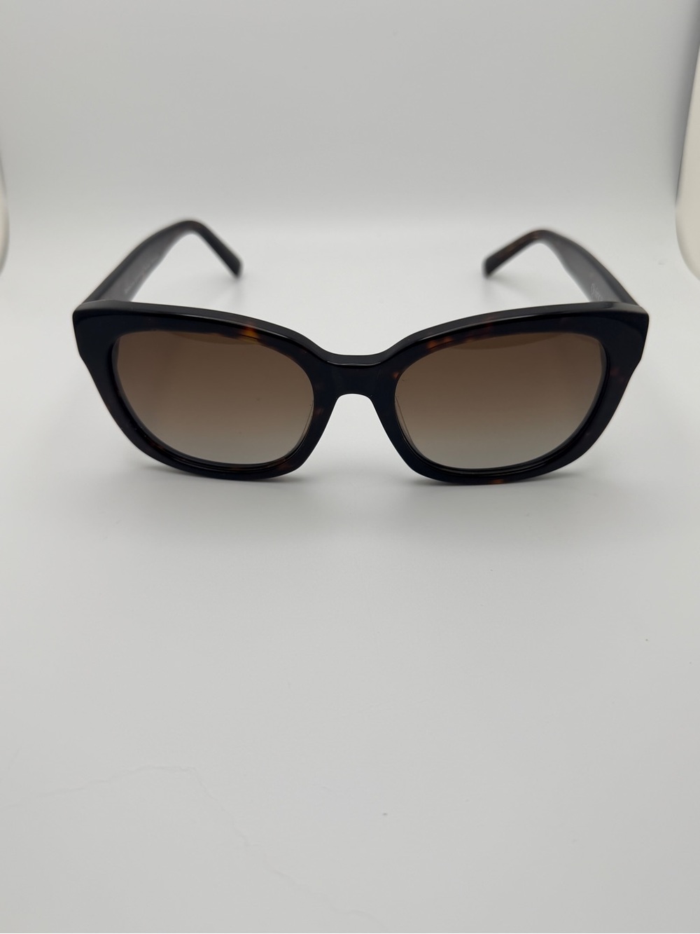 Quince Barcelona Black Tortoise Sunglasses with Brown Gradient Lenses